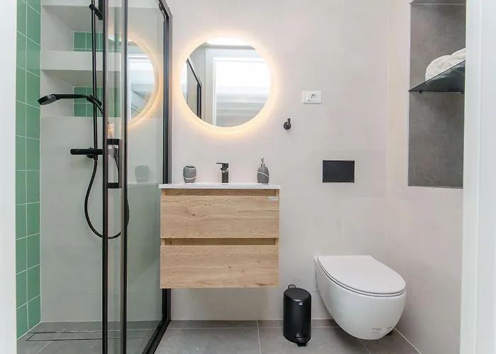 Evala Split